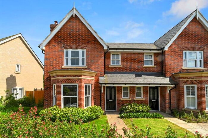3 Bedroom Semi-Detached House For Sale In The Avenue, Lawford, Manningtree, CO11