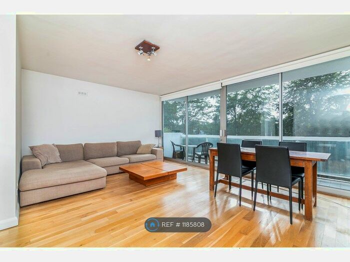 1 Bedroom Flat To Rent In The Mount, London, W8