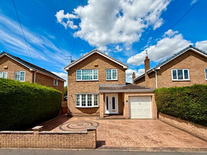 3 Bedroom Detached House For Sale In Newlaithes Crescent, Normanton, West Yorkshire, WF6