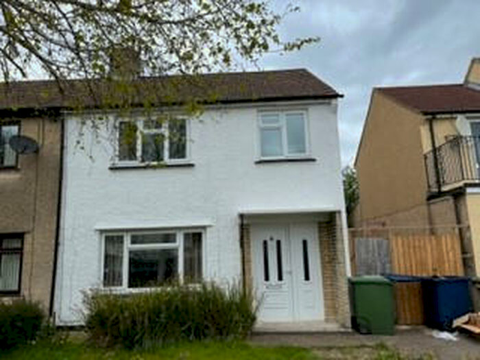 3 Bedroom House To Rent In Cavendish Drive, Marston, OX3