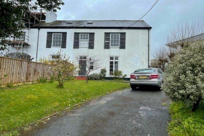 5 Bedroom Property To Rent In Upton Road, Torquay, TQ1