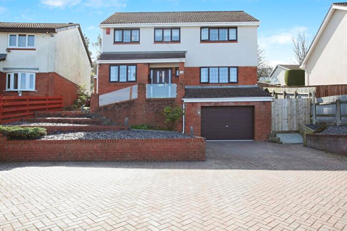 4 Bedroom Detached House For Sale In Caerphilly Close, Rhiwderin, Newport, NP10