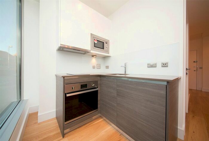 Studio To Rent In Staines Road, Hounslow, TW3