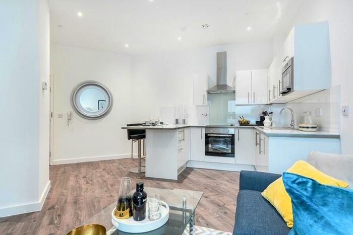 1 Bedroom Flat To Rent In Delta Point, Wellesley Road, Croydon, CR0