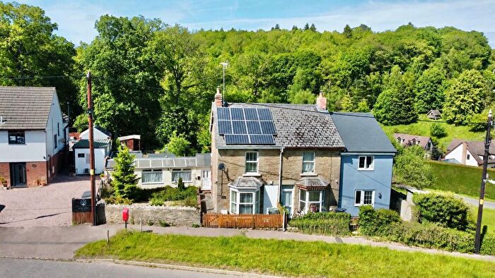 4 Bedroom Cottage For Sale In High Street, Brierley, Drybrook, GL17