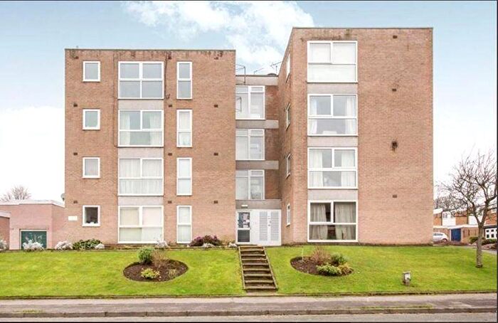 1 Bedroom Apartment To Rent In Stuart Court, Macclesfield, Cheshire, SK10