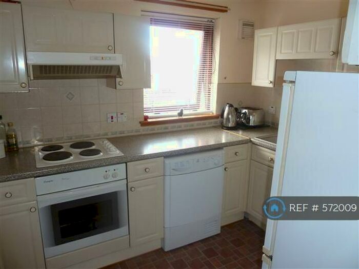 2 Bedroom Flat To Rent In St Johns Place, Ardrossan, KA22