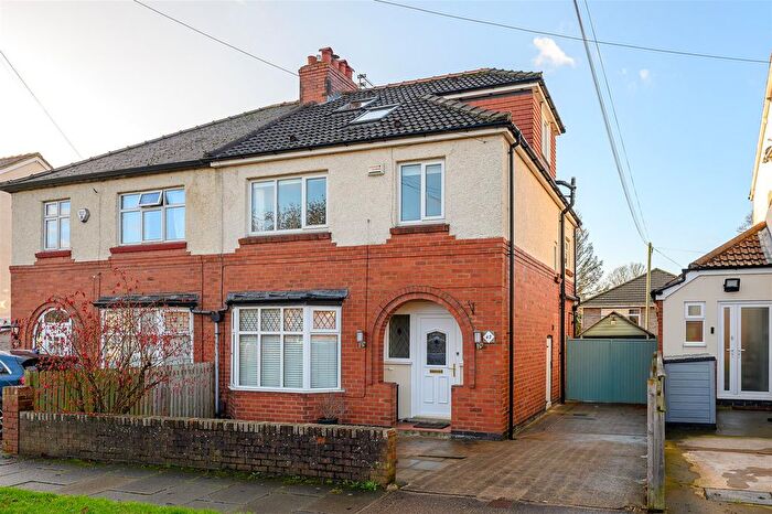 4 Bedroom Semi Detached House For Sale In Westminster Road, Clifton, York, YO30