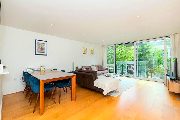 2 Bedroom Flat To Rent In Graham Street, London, N1