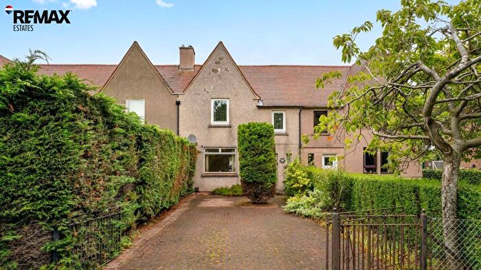 3 Bedroom Terraced House For Sale In Park Terrace, Kirknewton, EH27