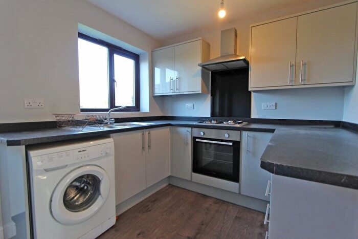 2 Bedroom End Of Terrace House To Rent In Thealby Gardens, Bessacarr, Doncaster, DN4