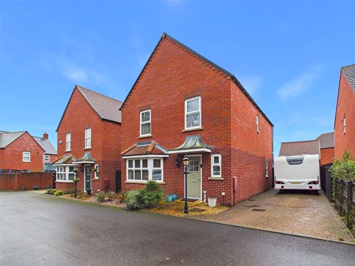 4 Bedroom Detached House For Sale In Rectory Close, Maisemore, Gloucester, Gloucestershire, GL2