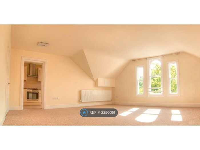 1 Bedroom Flat To Rent In Arkle House, Cheltenham, GL53