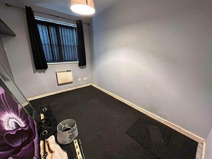 2 Bedroom Apartment To Rent In Armstrong Quay, Liverpool, L3