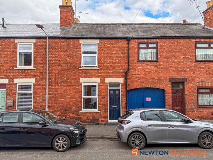 2 Bedroom Terraced House For Sale In Hatton Gardens, Newark, NG24