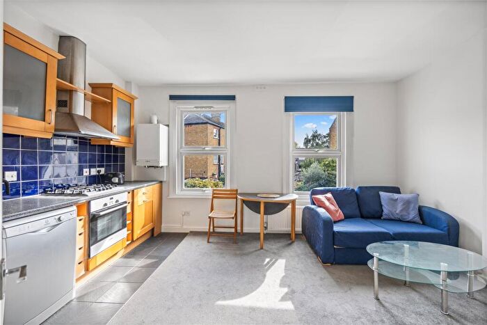 2 Bedroom Flat To Rent In Loveridge Road, West Hampstead, NW6