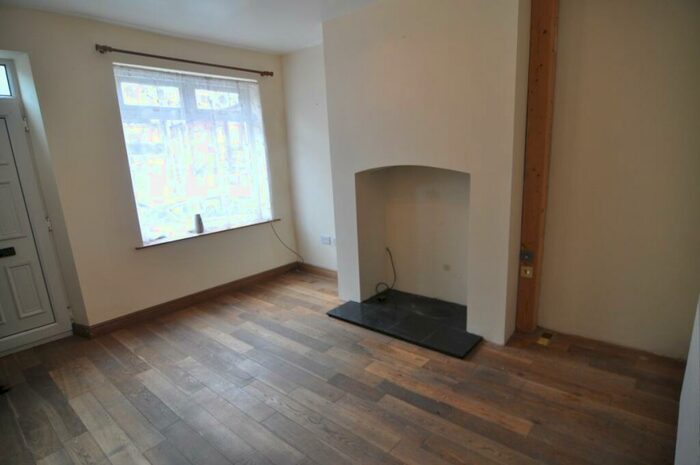 3 Bedroom House To Rent In Wall Street, Barnsley, S70