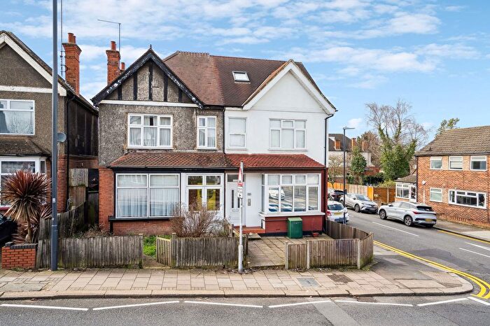 4 Bedroom Semi Detached House For Sale In Harrow View, Harrow, HA1
