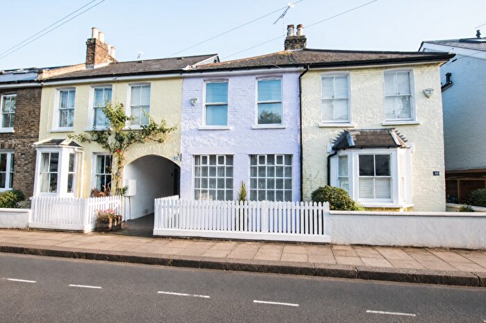 2 Bedroom Terraced House To Rent In Archway Street, London, SW13