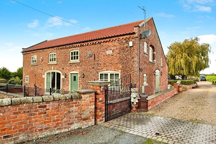 4 Bedroom Detached House For Sale In Ferry Road, Barrow Haven, Barrow-Upon-Humber, Lincolnshire, DN19