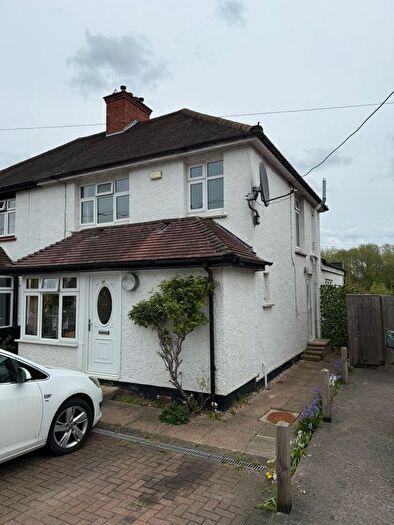 4 Bedroom Semi-Detached House To Rent In Kennington Road, Kennington, Oxford, OX1