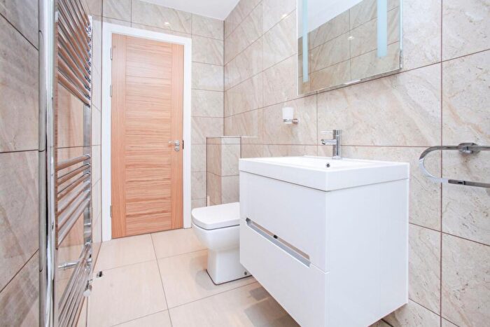 1 Bedroom Flat To Rent In Rochester Road, Kentish Town, NW1