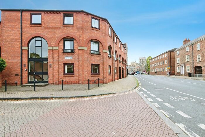 1 Bedroom Flat For Sale In Monkgate Cloisters, York, YO31