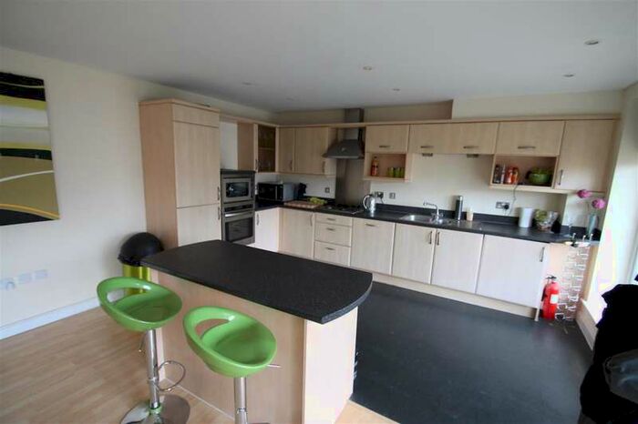 2 Bedroom Apartment To Rent In The Boulevard, Ingress Park, Greenhithe, DA9