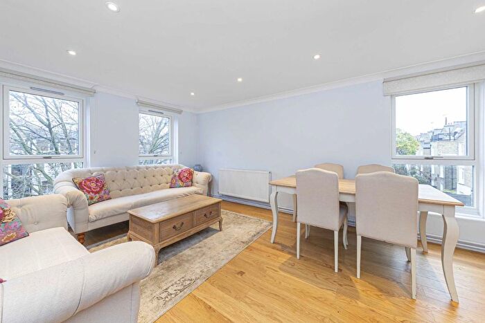 2 Bedroom Flat To Rent In Edith Terrace, Chelsea, SW10