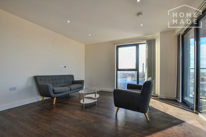 3 Bedroom Flat To Rent In Grafton Quarter, Croydon, CR0