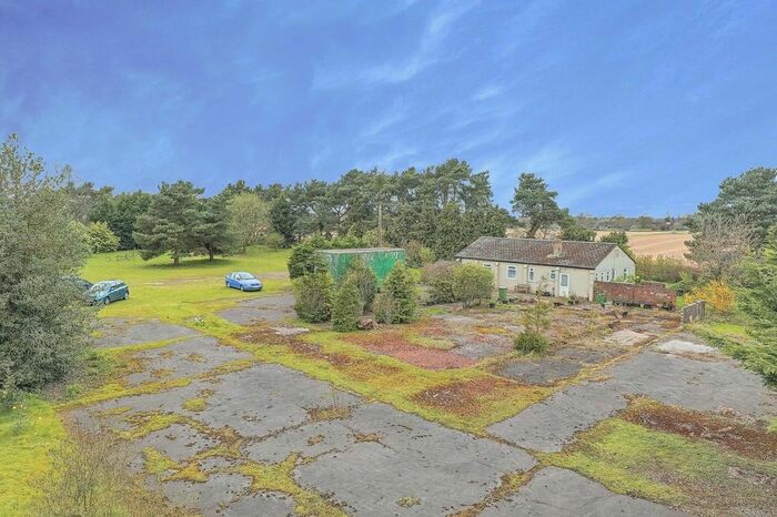 3 Bedroom Bungalow For Sale In Sutton Road, Tern Hill, Market Drayton, Shropshire, TF9