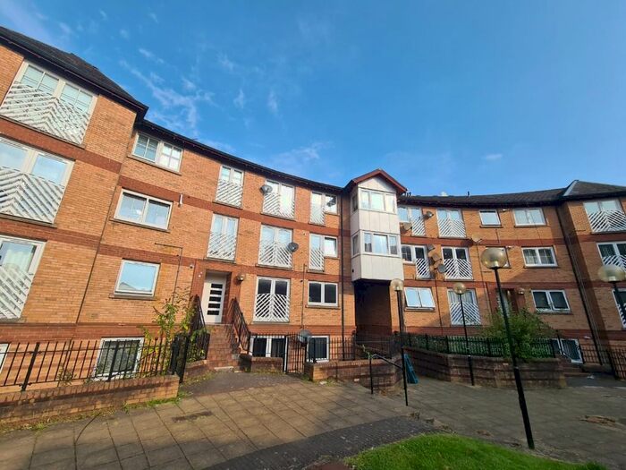 2 Bedroom Flat To Rent In Govan Road, Govan, Glasgow, G51