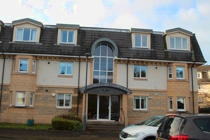 3 Bedroom Flat To Rent In Beechwood Gardens, Stirling, FK8