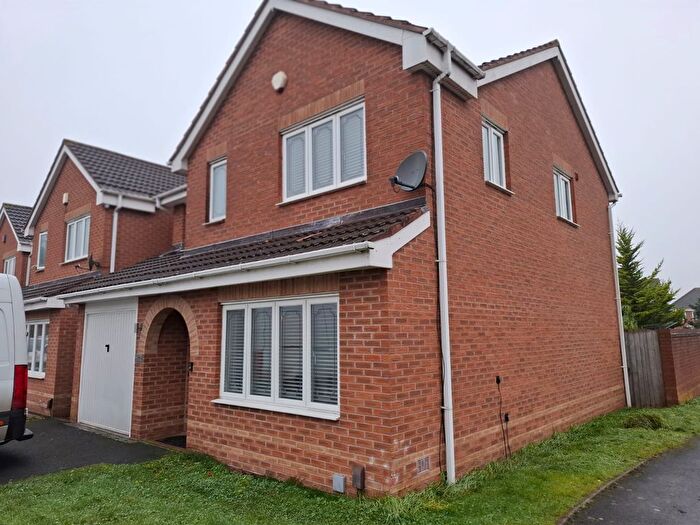 4 Bedroom Detached House To Rent In Penstock Drive, Oldbury, B69