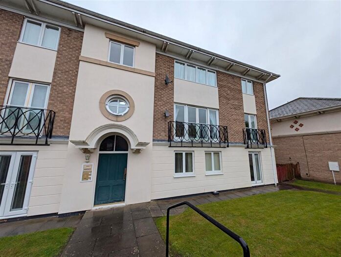 2 Bedroom Flat For Sale In Hawkesbury Mews, Darlington, DL3