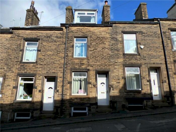 3 Bedroom Property To Rent In Cecil Street, Cross Roads, Keighley, West Yorkshire BD22