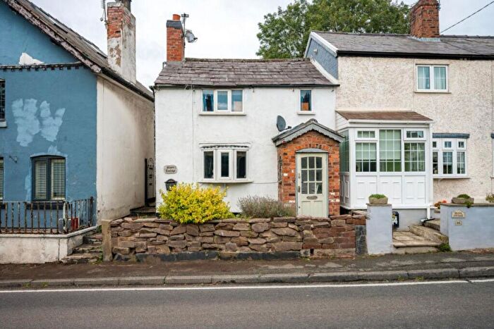 2 Bedroom Cottage For Sale In Stone Cottage Chester Lane, Winsford, Cheshire, CW7