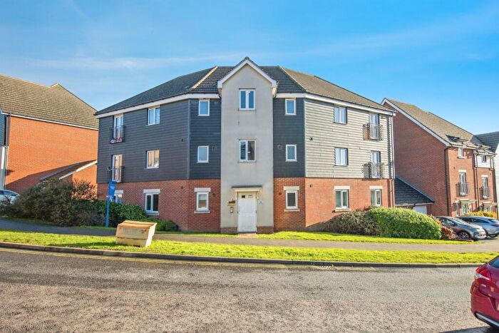 2 Bedroom Flat For Sale In Phoenix Way, Stowmarket, IP14