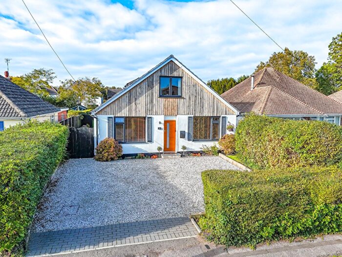 3 Bedroom Detached House For Sale In Avenue Road, Walkford, Christchurch, BH23