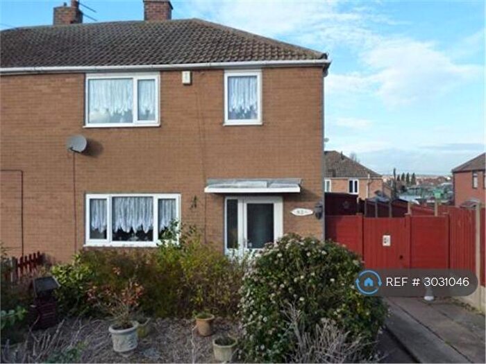 3 Bedroom Semi-Detached House To Rent In Mount Crescent, Mansfield, NG20