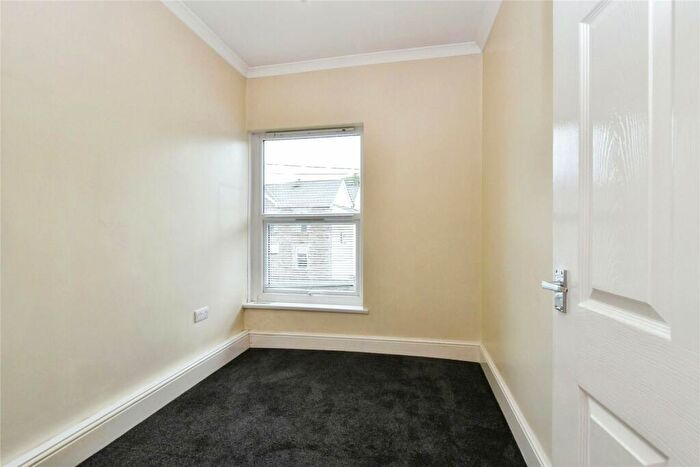 3 Bedroom End Of Terrace House For Sale In Pantyffynnon Road, Ammanford, Carmarthenshire, SA18