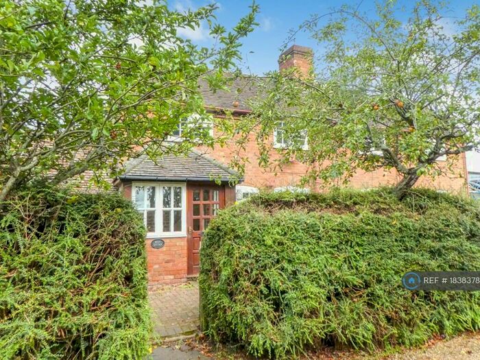 2 Bedroom Semi-Detached House To Rent In Shakers Lane, Southam, CV47