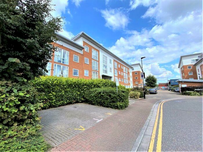 1 Bedroom Apartment To Rent In Felixstowe Court, London, E16