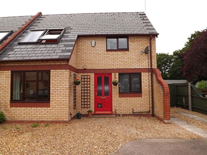 2 Bedroom Semi-Detached House For Sale In Riddy Close, Hauxton, Cambridge, Cambridgeshire, CB22