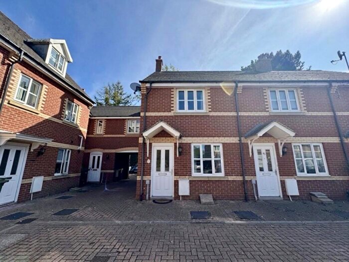 2 Bedroom Terraced House To Rent In Greyfriars Road, Exeter, Devon, EX4