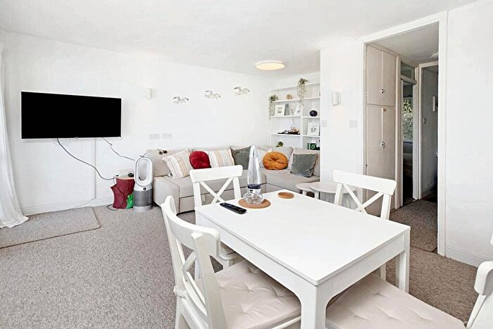 1 Bedroom Flat For Sale In Dawlish Warren, Dawlish, EX7