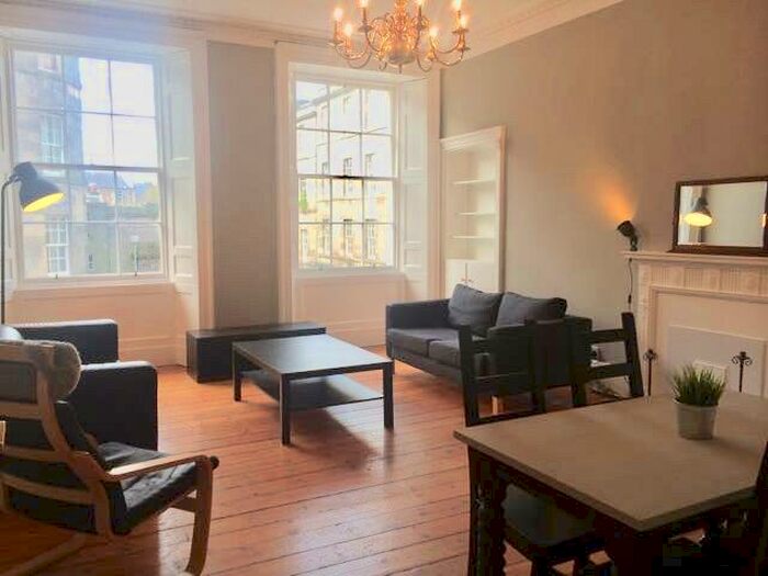 4 Bedroom Flat To Rent In St Stephen Street, Stockbridge, Edinburgh, EH3