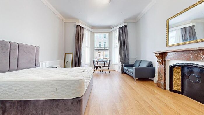 Studio To Rent In Lexham Gardens, Kensington, W8