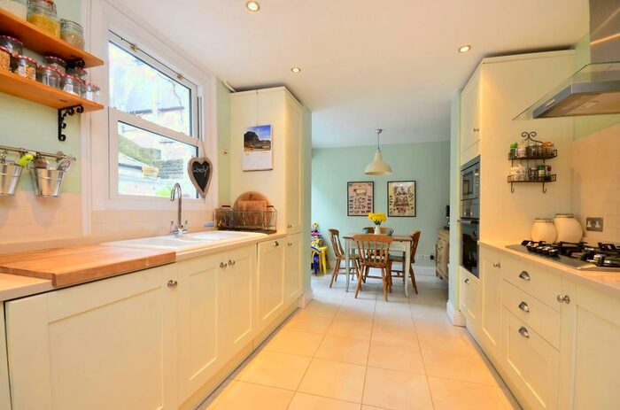 5 Bedroom Terraced House To Rent In Sudlow Road, Wandsworth, London, SW18