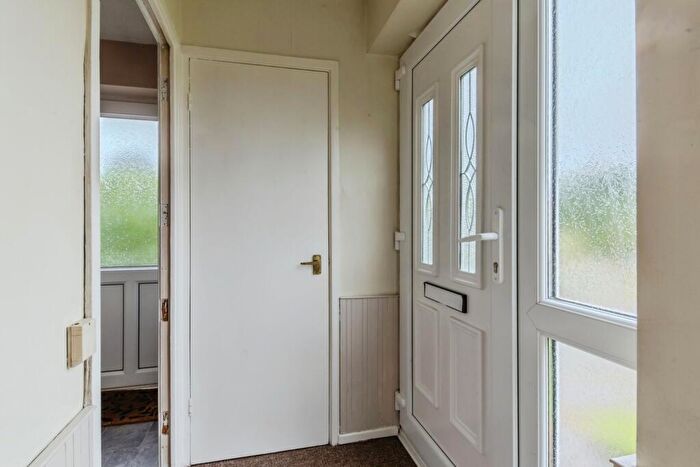 2 Bedroom Bungalow For Sale In Mortimer Drive, Sandbach, Cheshire, CW11